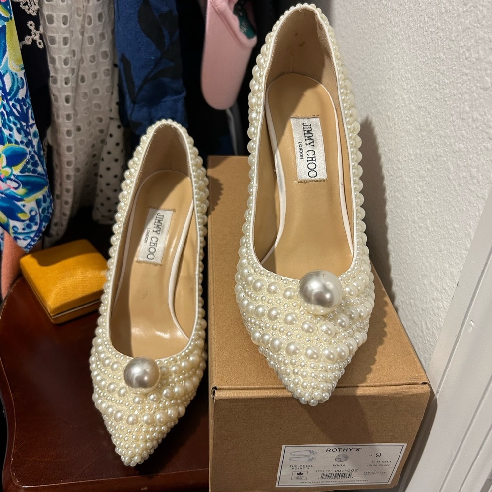 Jimmy Choo Pearl Embellished Ivory Heels Size 40